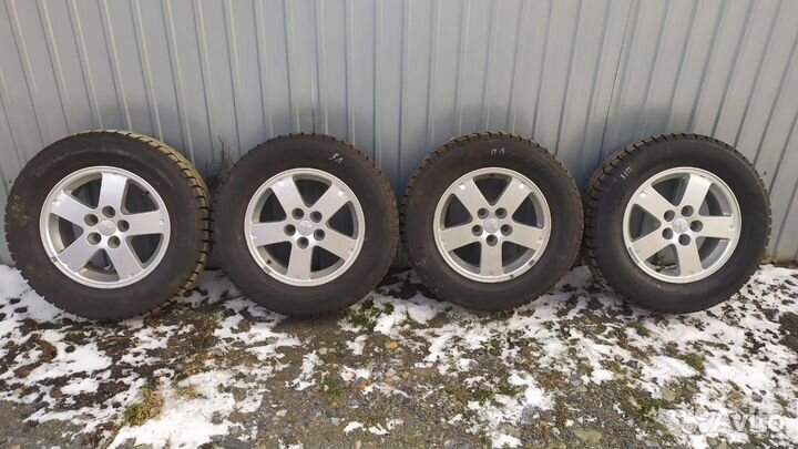Продам резину с дисками