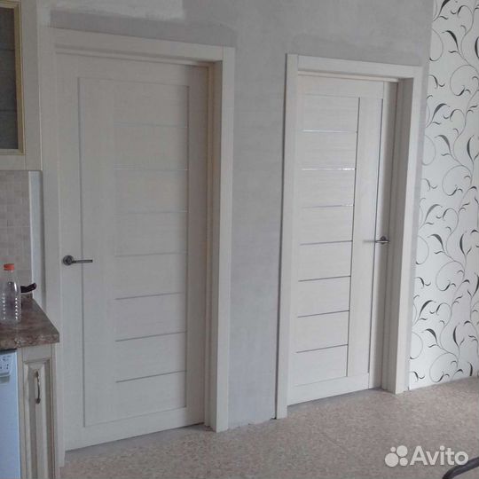 Монтаж и установка межкомнатных дверей