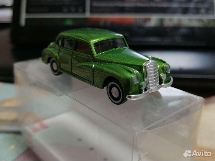 Модели мерседесов в 1/87 масштабе