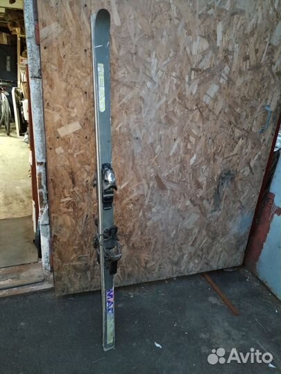 Горные лыжи 180