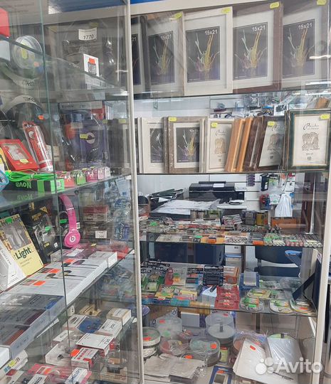 Бленда для nikon HB 45 AF-S DX nikkor 18-55mm