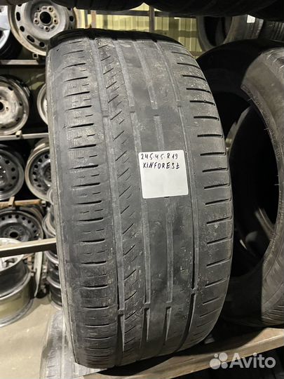 Kinforest KF-550 245/45 R19