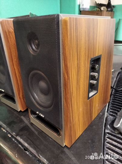 Колонки компьютерные F&D R25BT