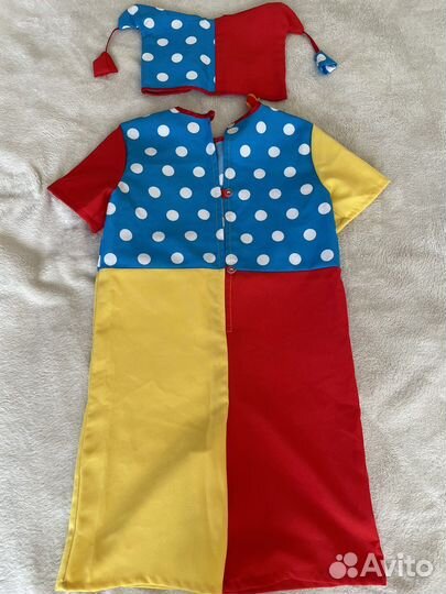 Новогодний маскарадный костюм петрушки