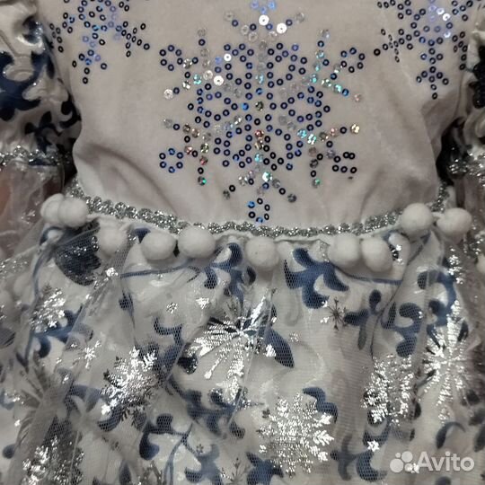 Новогодний костюм снегурочки