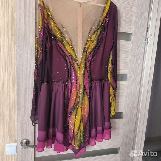 Платье для фигурного катания