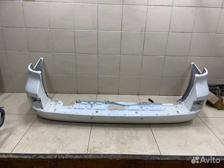 Бампер задний Toyota Land Cruiser