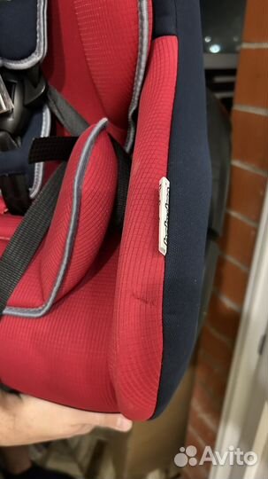 Автомобильное кресло от 0 новое