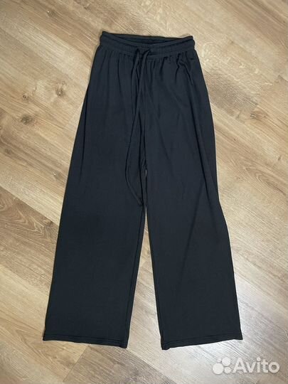 Брюки палаццо черные