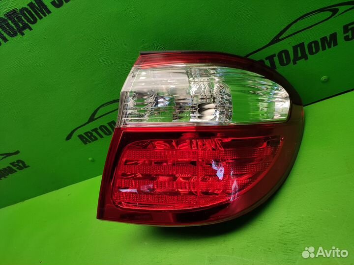 Фонарь задний правый Nissan Cefiro Maxima A33