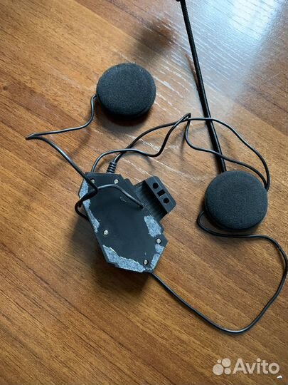 Bluetooth гарнитура для шлема