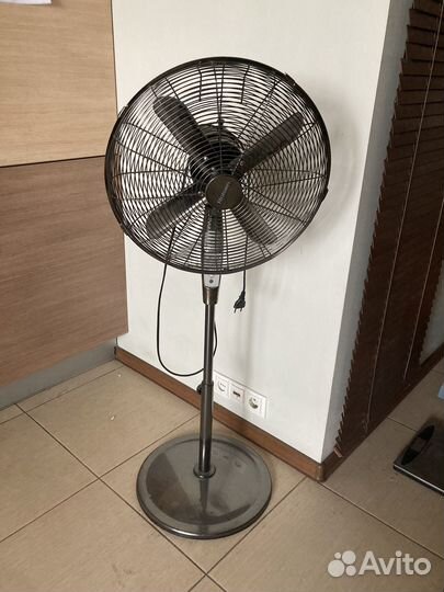 Вентилятор напольный бу