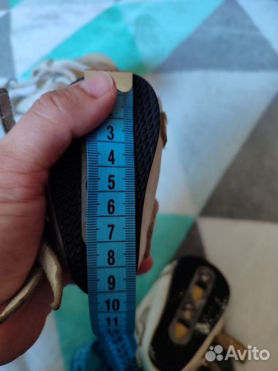 Брейсы и ботинки