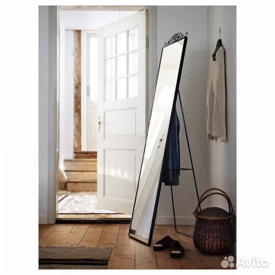 Зеркало напольное IKEA