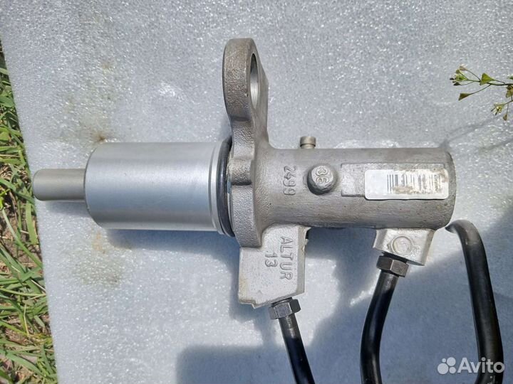 Главный тормозной цилиндр Ауди а6 с5