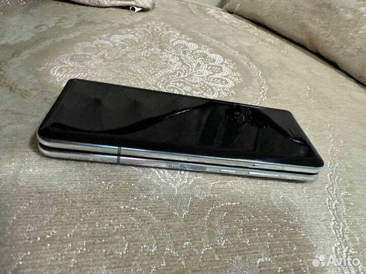 Samsung Galaxy Fold, 12/512 ГБ