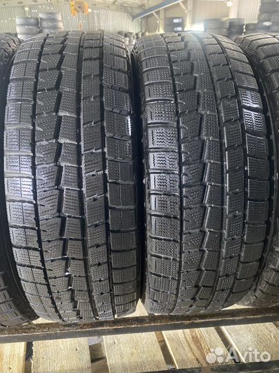 Dunlop Winter Maxx WM01 215/60 R16