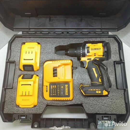 Шуруповерт DeWalt 18V XR безщеточный