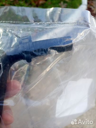 Патрубок расширительного бачка Форд Куга