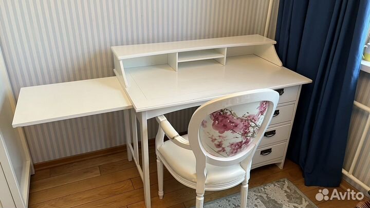 Кресло рабочее кожаное