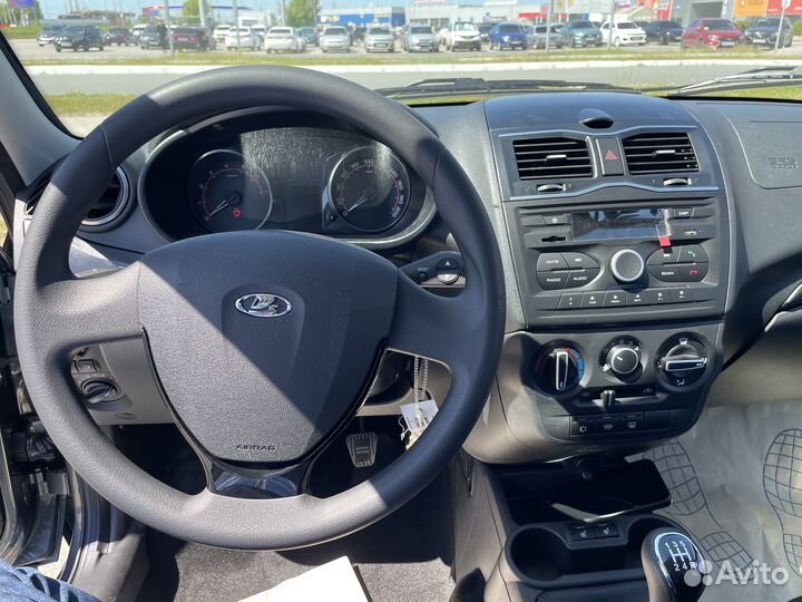 LADA Granta 1.6 МТ, 2024, 9 км