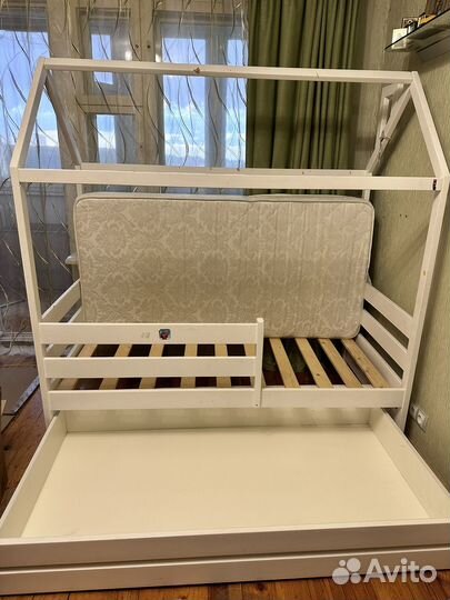 Детская кровать домик