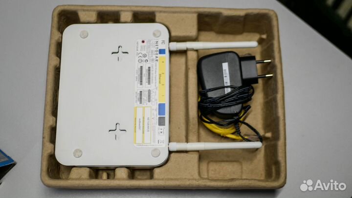 Wi-Fi роутер Netgear JNR3210-100RUS