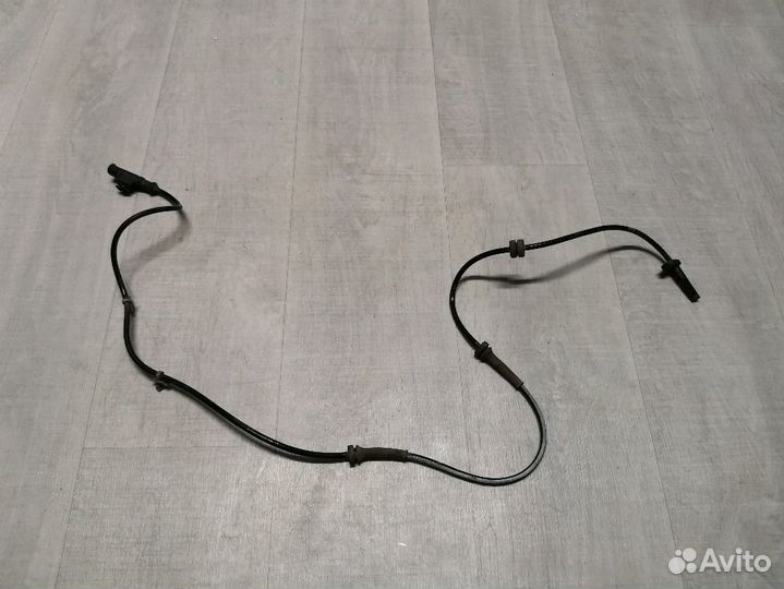 Датчик abs передний Nissan Tiida C11 1.6 HR16DE