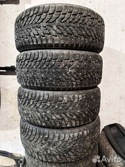 Nokian Tyres Hakkapeliitta 9 215/50 R17