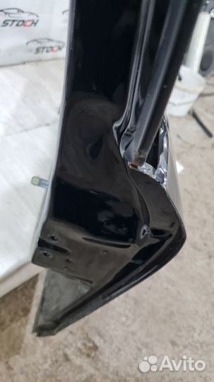 Передняя правая дверь Renault Latitude 2010г