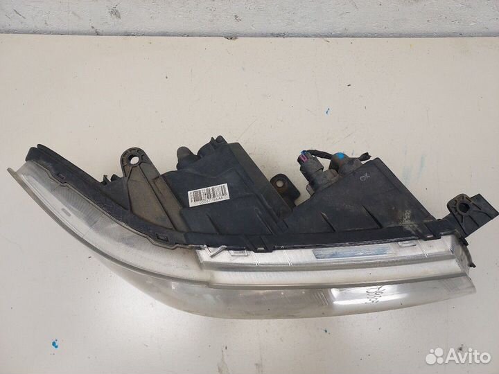 Фара (передняя) Dodge Journey, 2009