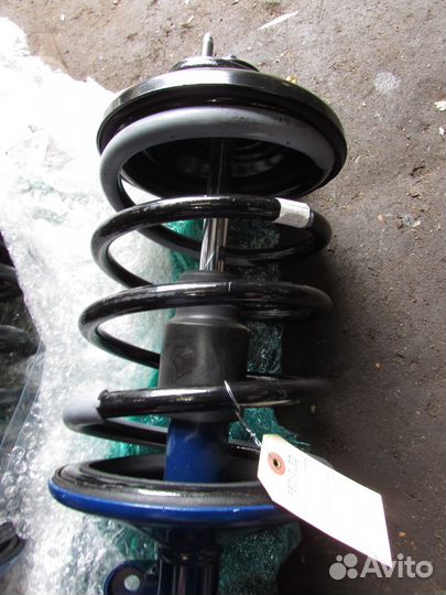 Амортизатор новый в сборе Monroe Acura MDX 2001-06