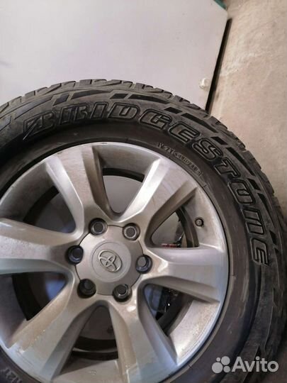 Bridgestone Dueler A/T 265/65 R17