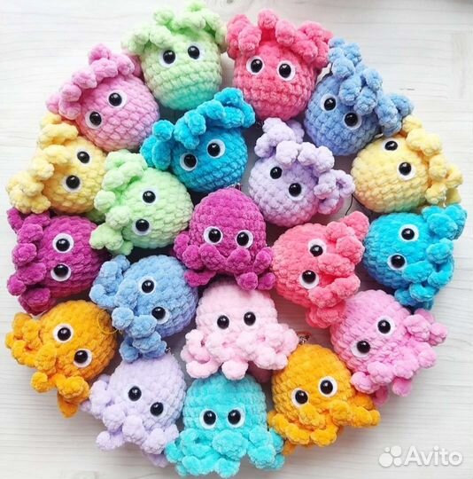 Вязаные игрушки, брелок, лягушка, осьминожка