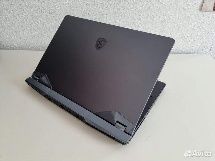 MSI GE76 Raider (12UHS)