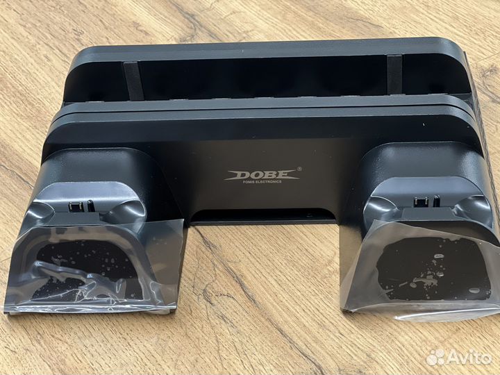 Подставка Dobe под PS4 Slim/Pro