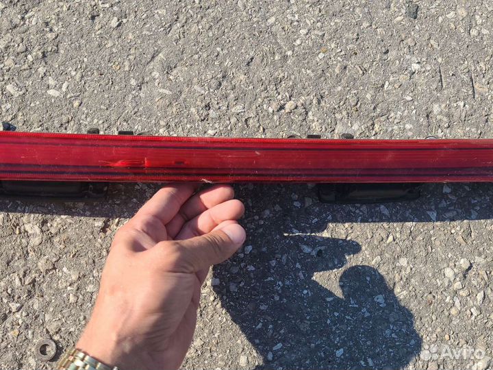 Накладка крышки багажника Kia Rio x-line