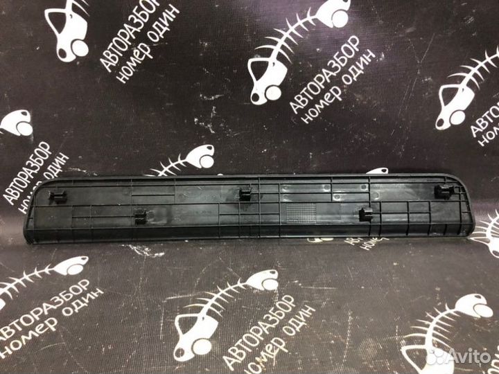 Накладка порога передняя правая Kia Soul 1.6 G4FD