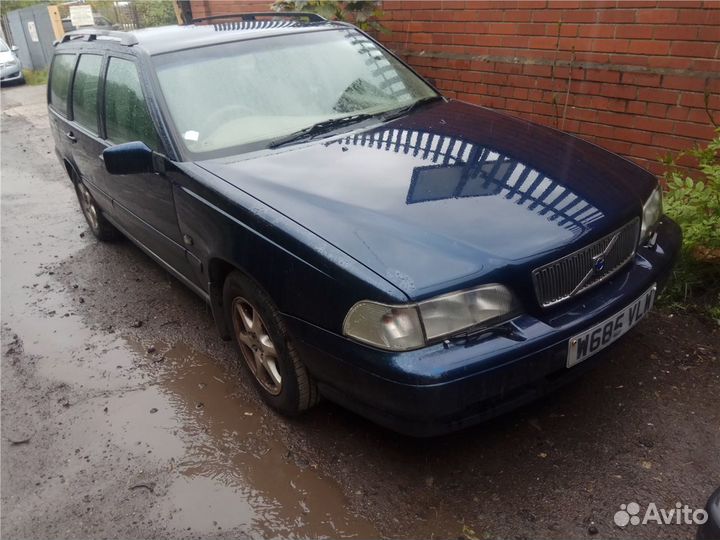 Разбор на запчасти Volvo S70 / V70 1997-2001