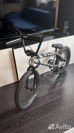 Трюковой велосипед BMX