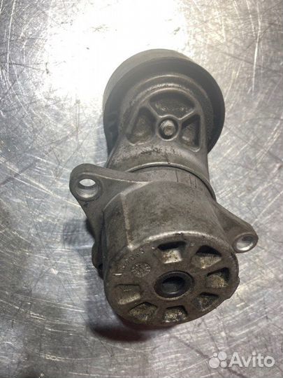 Ролик натяжителя Mercedes C-Class W204 OM651 2.2