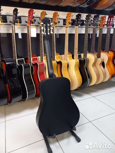 Классическая гитара Черная Матовая Новая