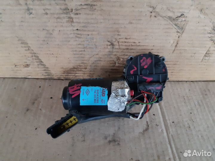 Моторчик стеклоочистителя перед. Рено Логан 05-14