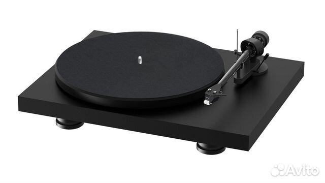 Проигрыватель винила Pro-Ject Debut Carbon EVO