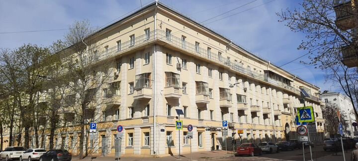 4-к. квартира, 91 м², 5/5 эт.
