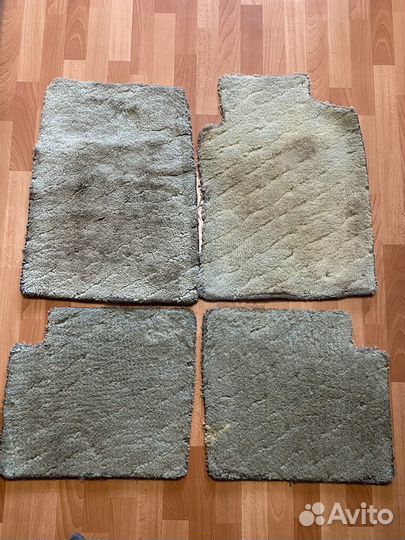 Коврики от Toyota Camry Cracia