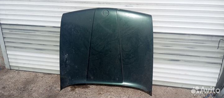 Капот BMW 3 E30