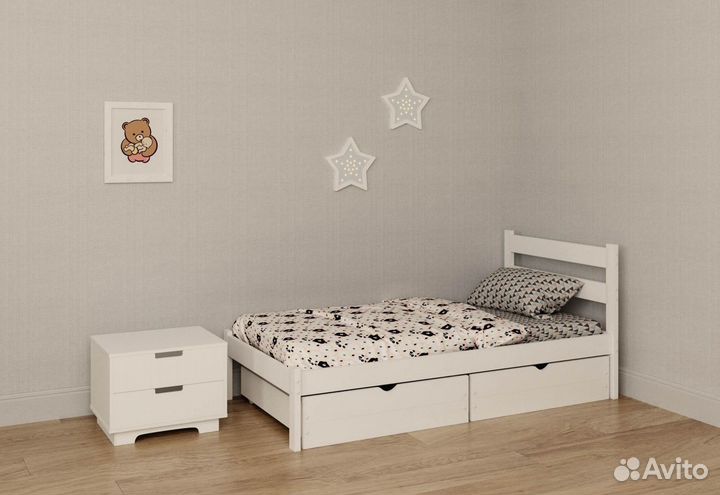 Кровать из массива сосны для подростка