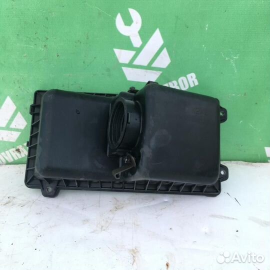 Корпус воздушного фильтра Киа Спектра