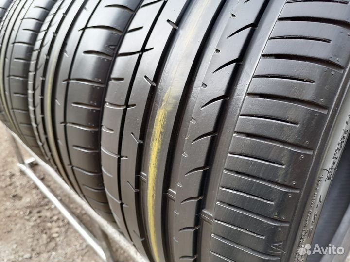 Dunlop SP Sport Maxx 050 225/40 R18 и 255/35 R18